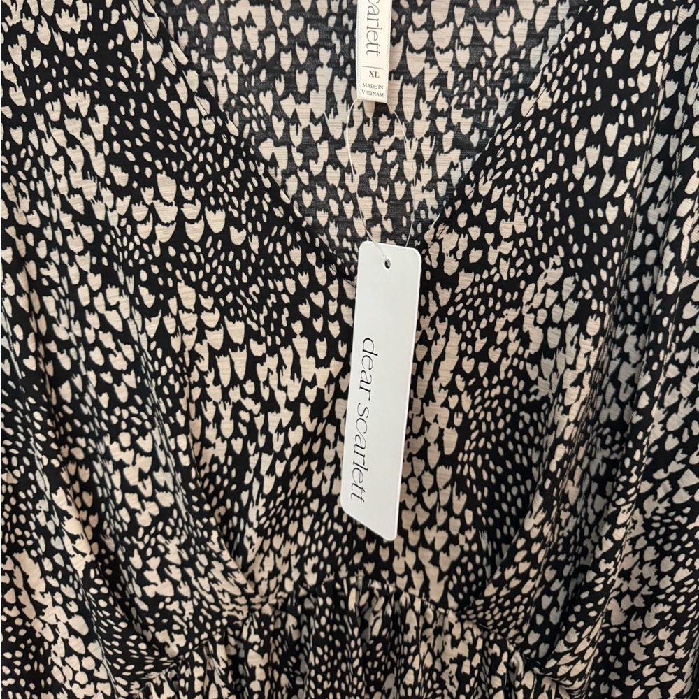NWT Elegant Black and Cream Patterned Blouse Dear Scarlett women’s 2XL #84 - Picture 3 of 6